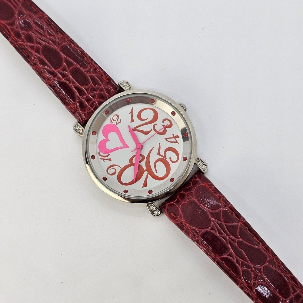 Women's Watch Heart Dial‎ 38MM Red Leather Bands 6-7.5" Wrist New Battery